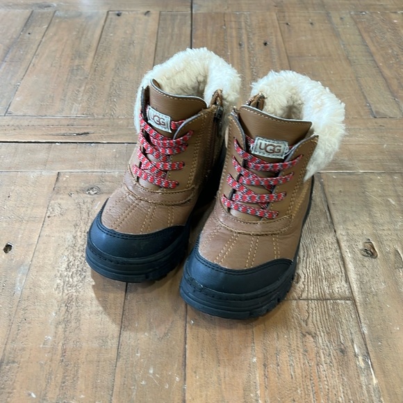 Ugg Ashton Addie leather waterproof boots